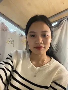 Snapshot of Be-MyMy chatting on 02-19-25, 03:16 Be-MyMy online show from 02-19-25, 03:16