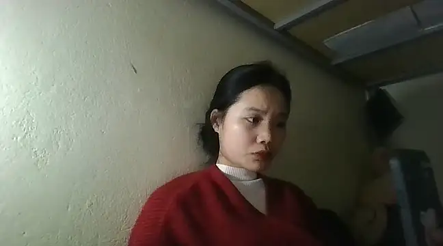 Snapshot of Be-MyMy chatting on 02-25-25, 05:30 Be-MyMy online show from 02-25-25, 05:30