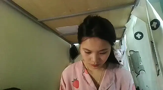 Snapshot of Be-MyMy chatting on 03-03-25, 11:00 Be-MyMy online show from 03-03-25, 11:00