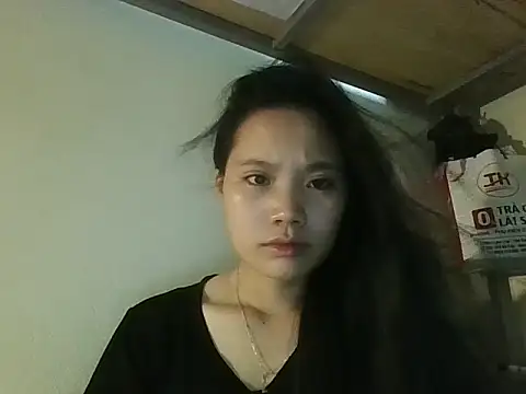 Snapshot of Be-MyMy chatting on 10-09-25, 02:04 Be-MyMy online show from 10-09-25, 02:04