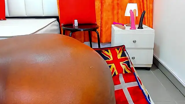 Snapshot of natasha_sexy69 chatting on 12-05-24, 02:33 natasha sexy69 online show from 12-05-24, 02:33