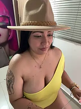 Snapshot of marta201_alfaro chatting on 01-26-25, 03:14 marta201 alfaro online show from 01-26-25, 03:14
