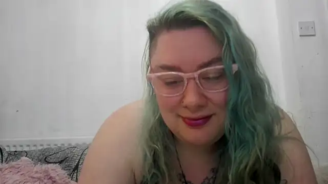 Bustycurves online show from 04-12-26, 01:21