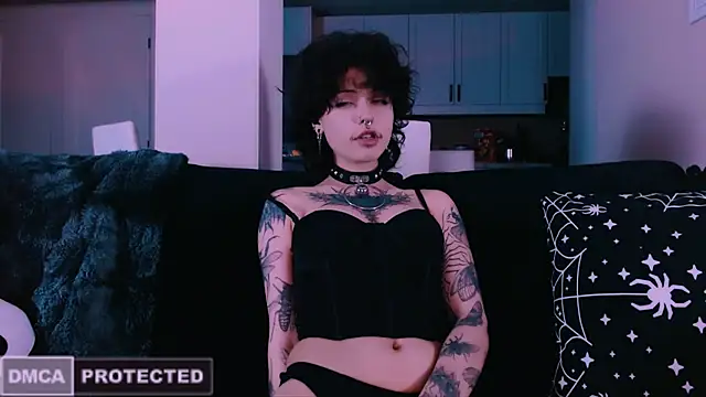 NaughtyLittleFox online show from 02-11-26, 07:35