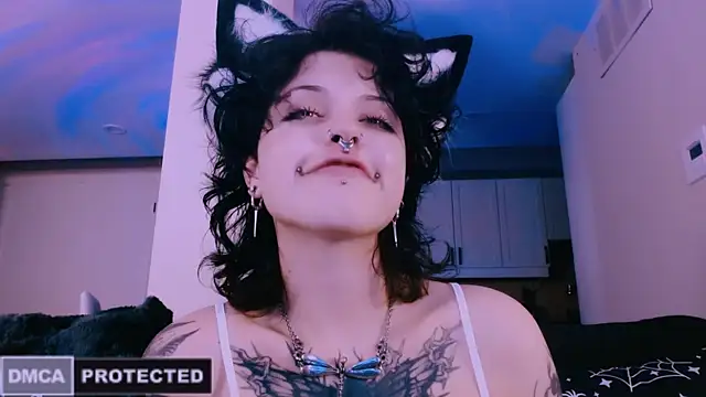 NaughtyLittleFox online show from 03-06-26, 09:28