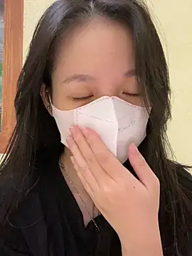 minmin2kk5 online show from 10-14-25, 06:47