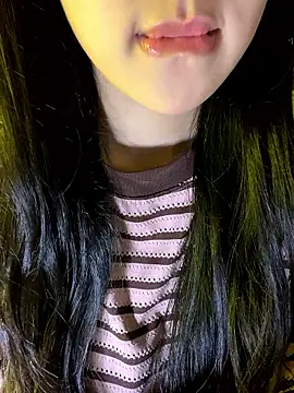 minmin2kk5 online show from 01-17-26, 06:40