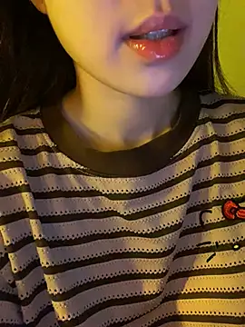 minmin2kk5 online show from 03-14-26, 03:34