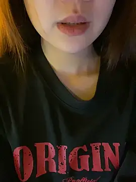 minmin2kk5 online show from 03-20-26, 04:23