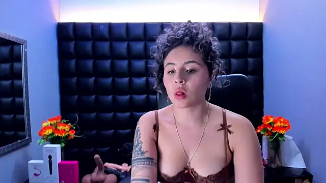 Snapshot of celeste_blue69 chatting on 06-05-26, 07:36 celeste blue69 online show from 06-05-26, 07:36