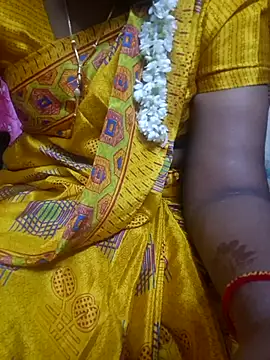 Snapshot of Janavi-janu chatting on 10-27-25, 05:06 Janavi-janu online show from 10-27-25, 05:06