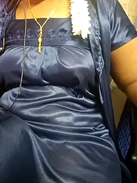 Snapshot of Janavi-janu chatting on 10-28-25, 08:11 Janavi-janu online show from 10-28-25, 08:11