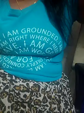 Snapshot of Janavi-janu chatting on 10-29-25, 05:25 Janavi-janu online show from 10-29-25, 05:25