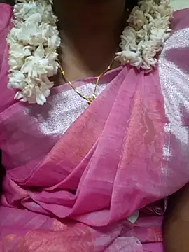 Snapshot of Janavi-janu chatting on 10-30-25, 08:05 Janavi-janu online show from 10-30-25, 08:05