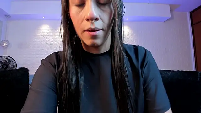 violet scott online show from 09-18-25, 10:50