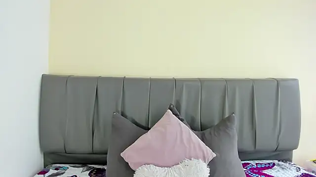 Cherllynn online show from 12-04-25, 02:48