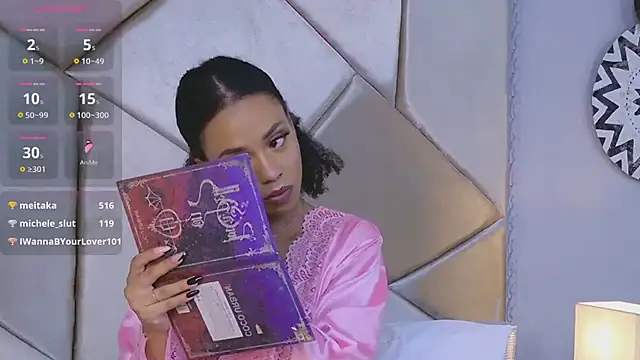 Snapshot of Nahomi_King chatting on 01-11-25, 07:27 Nahomi King online show from 01-11-25, 07:27