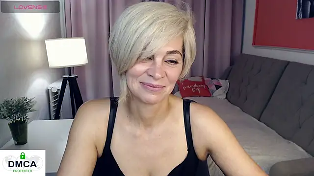 Blonde lola444 online show from 07-28-26, 05:56