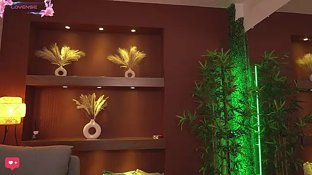 JustinneJade online show from 12-10-24, 06:22