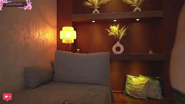 JustinneJade online show from 01-21-25, 09:46