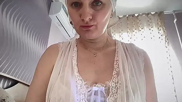 Viola sweet online show from 05-31-26, 04:53