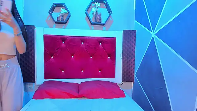 Karoll014 online show from 10-10-25, 12:04