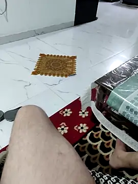 ARYANAVAILABLE online show from 02-13-26, 09:55