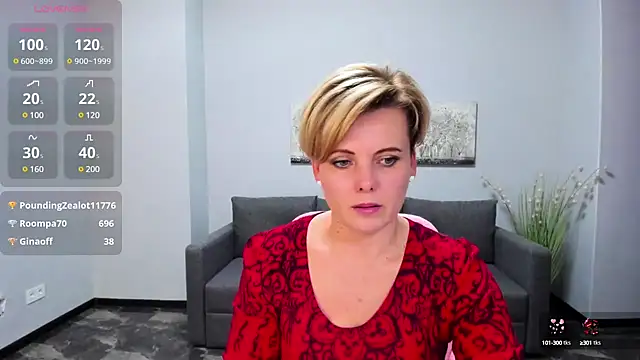 Julia Wilsone online show from 01-19-25, 04:57