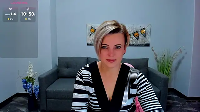 Julia Wilsone online show from 11-02-25, 06:38