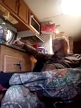 Snapshot of tjmacksjr chatting on 12-06-24, 05:11 tjmacksjr online show from 12-06-24, 05:11