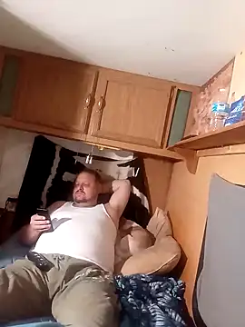 Snapshot of tjmacksjr chatting on 12-09-24, 04:45 tjmacksjr online show from 12-09-24, 04:45