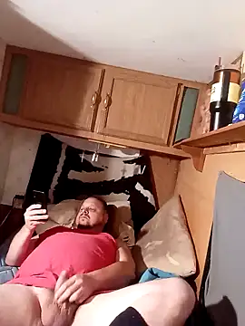 Snapshot of tjmacksjr chatting on 12-15-24, 05:02 tjmacksjr online show from 12-15-24, 05:02