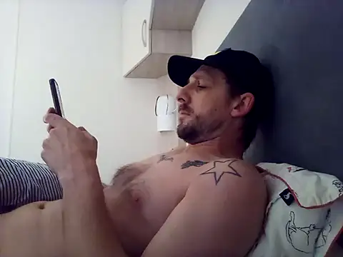 Snapshot of HungKing88 chatting on 12-30-24, 09:48 HungKing88 online show from 12-30-24, 09:48