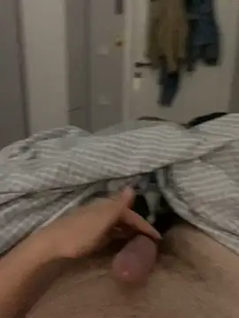 Erenn34 online show from 10-22-25, 11:37