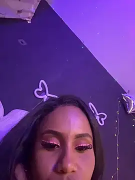 AlisonHoot69 online show from 11-24-25, 05:07