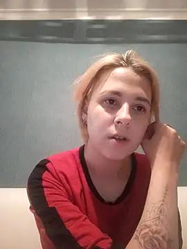 Snapshot of Gussie_Bridie chatting on 12-11-24, 04:53 Gussie Bridie online show from 12-11-24, 04:53