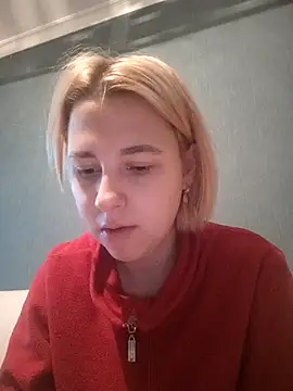 Snapshot of Gussie_Bridie chatting on 02-12-25, 02:32 Gussie Bridie online show from 02-12-25, 02:32