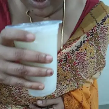 Snapshot of Telugu_Romanticteacher chatting on 04-19-26, 05:12 Telugu Romanticteacher online show from 04-19-26, 05:12