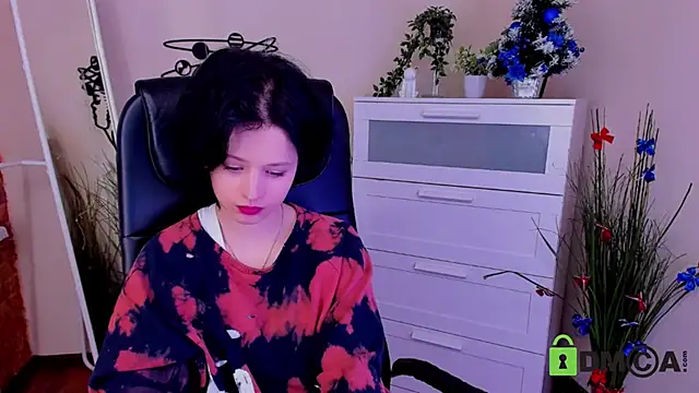 Alina Mills online show from 12-30-24, 10:32