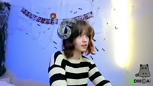 Alina Mills online show from 10-27-25, 08:51