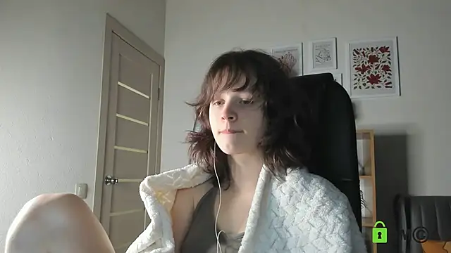 Alina Mills online show from 06-21-26, 11:02