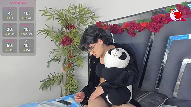 Black Rose2 online show from 03-19-25, 02:46