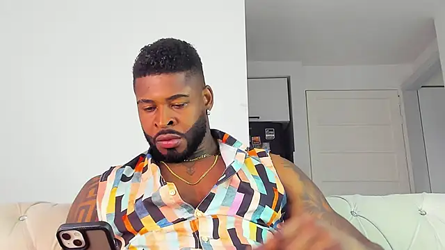 Makonneen online show from 10-30-25, 09:26