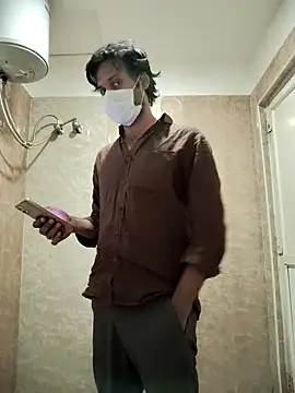 Snapshot of hairy_gun chatting on 03-03-25, 12:58 hairy gun online show from 03-03-25, 12:58