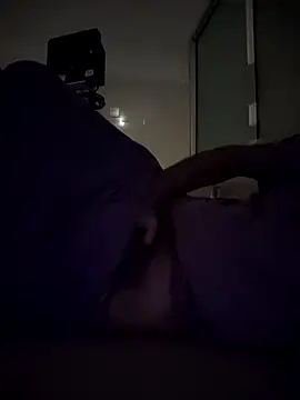 Snapshot of hairy_gun chatting on 03-03-25, 09:37 hairy gun online show from 03-03-25, 09:37