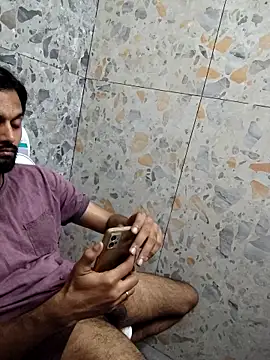 Snapshot of hairy_gun chatting on 03-17-25, 01:29 hairy gun online show from 03-17-25, 01:29