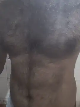 Snapshot of hairy_gun chatting on 10-18-25, 03:46 hairy gun online show from 10-18-25, 03:46