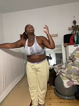 Goddess Nafeesha online show from 10-23-25, 10:08