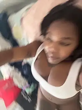 Goddess Nafeesha online show from 11-22-25, 08:52