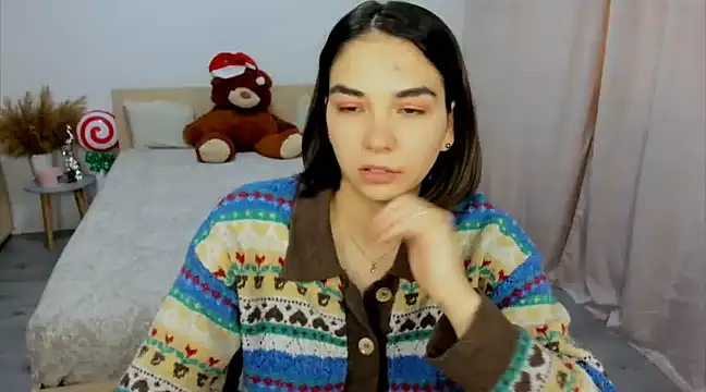 Alexa Dolly12 online show from 12-16-24, 09:03